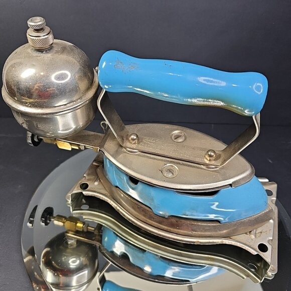 Vintage Coleman Gas Iron Model 4A Instant Lite Blue With Stand Canada Untested - Picture 2 of 11